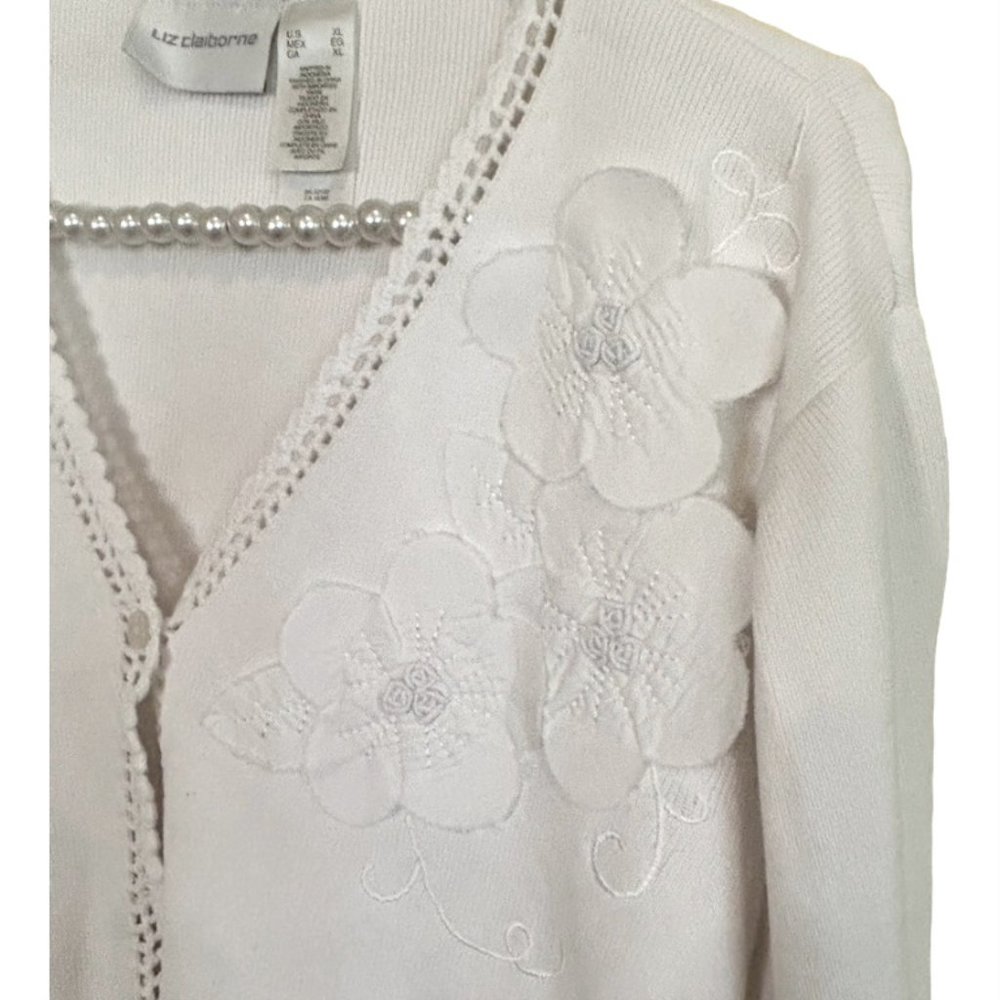 Vintage Liz Claiborne Bright White Cardigan with Floral Embelishment Size XL EUC